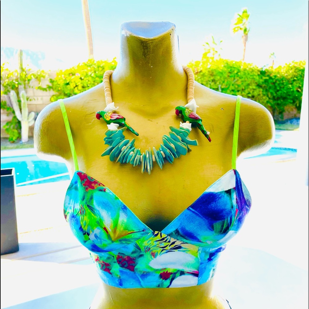 NWT INDIKAH Tropical Aqua Floral Bralette Style Crop Top from LF Size 6